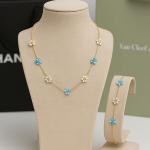 Stainless steel Gold and Blue Floral Necklace Set